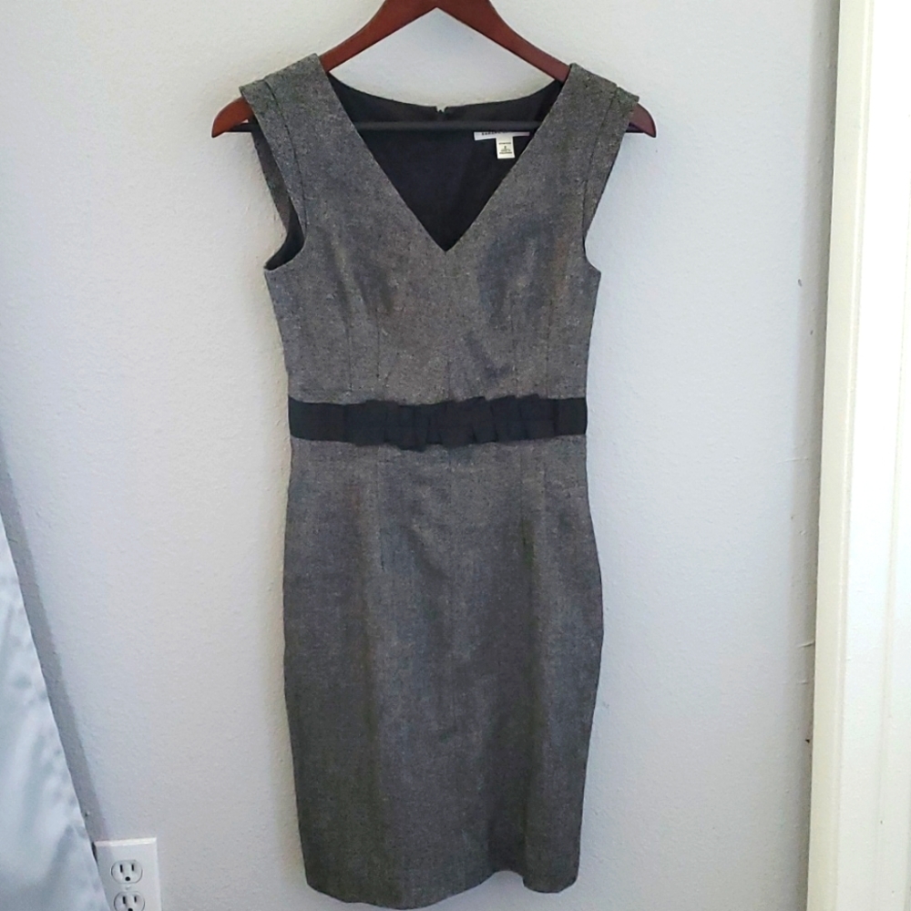 Banana Republic Textured Gray V Neck Dress
